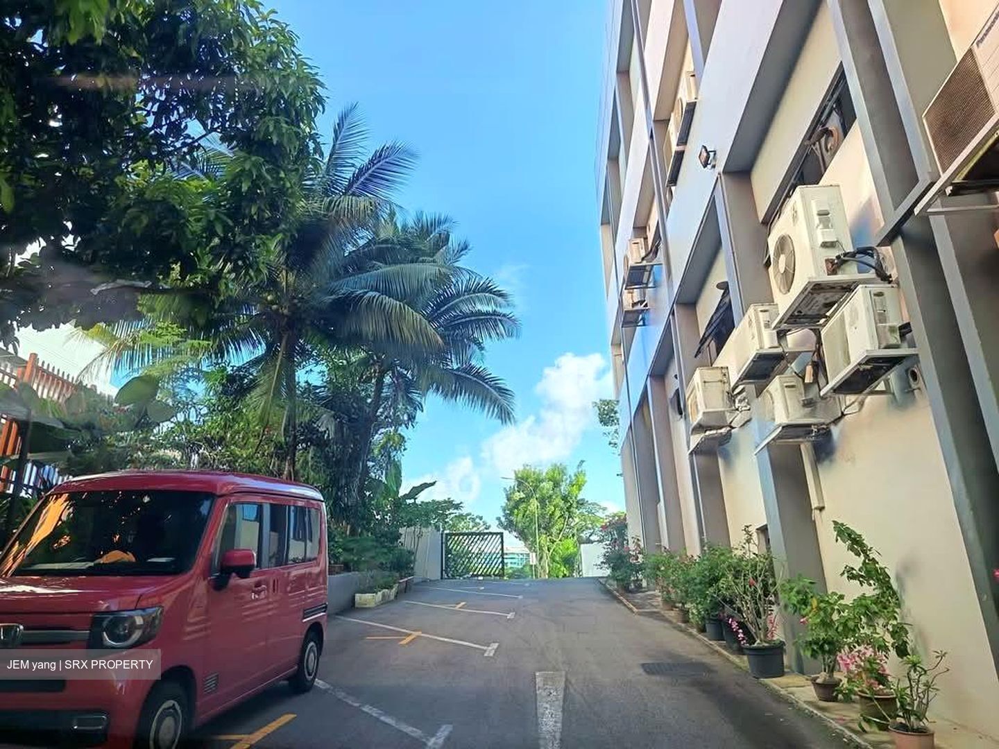 Marsiling Industrial Estate Road 1 (D25), Factory #594037721